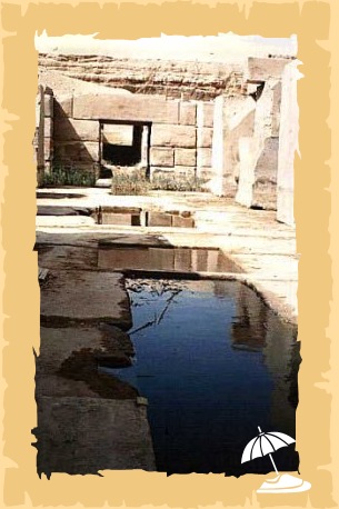 Разрушенный храм в Абидосе