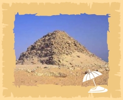 Вид пирамиды Сахура